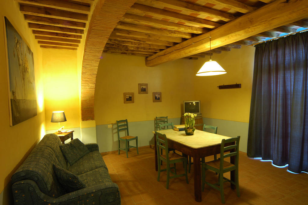 Agriturismo Podere La Marronaia San Gimignano Rum bild