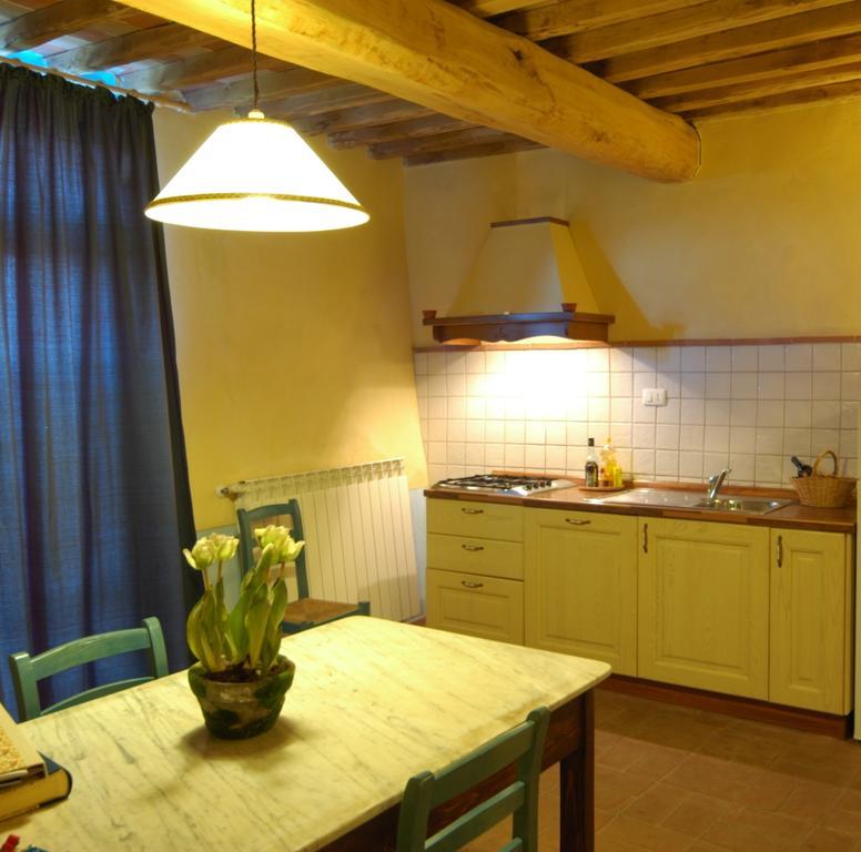 Agriturismo Podere La Marronaia San Gimignano Rum bild
